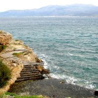 BalkanViator - Koules Castles (or previously known as Rocca a Mare, meaning  Sea Fortress) was built as a powerful fortress to protect the port of  Heraklion. However, in 1669, the Turks occupied